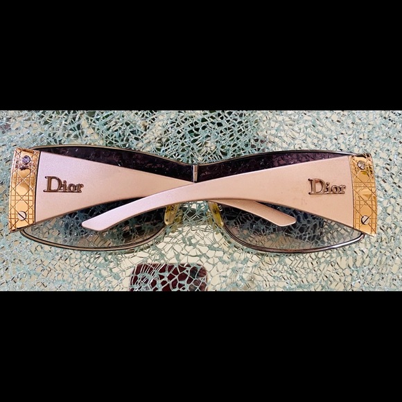 Sunglasses by DIOR - Picture 2 of 6